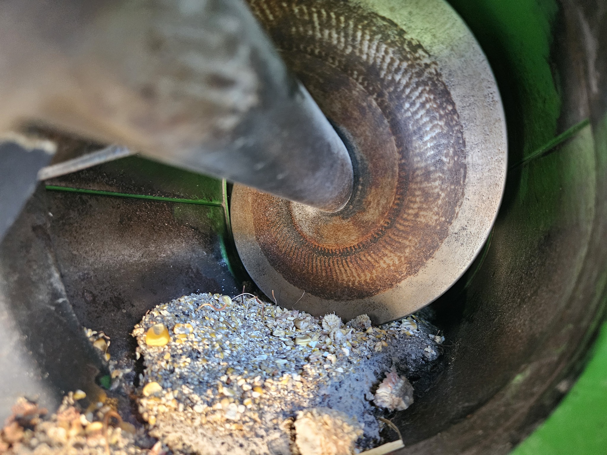 2017 John Deere S680 Image 7