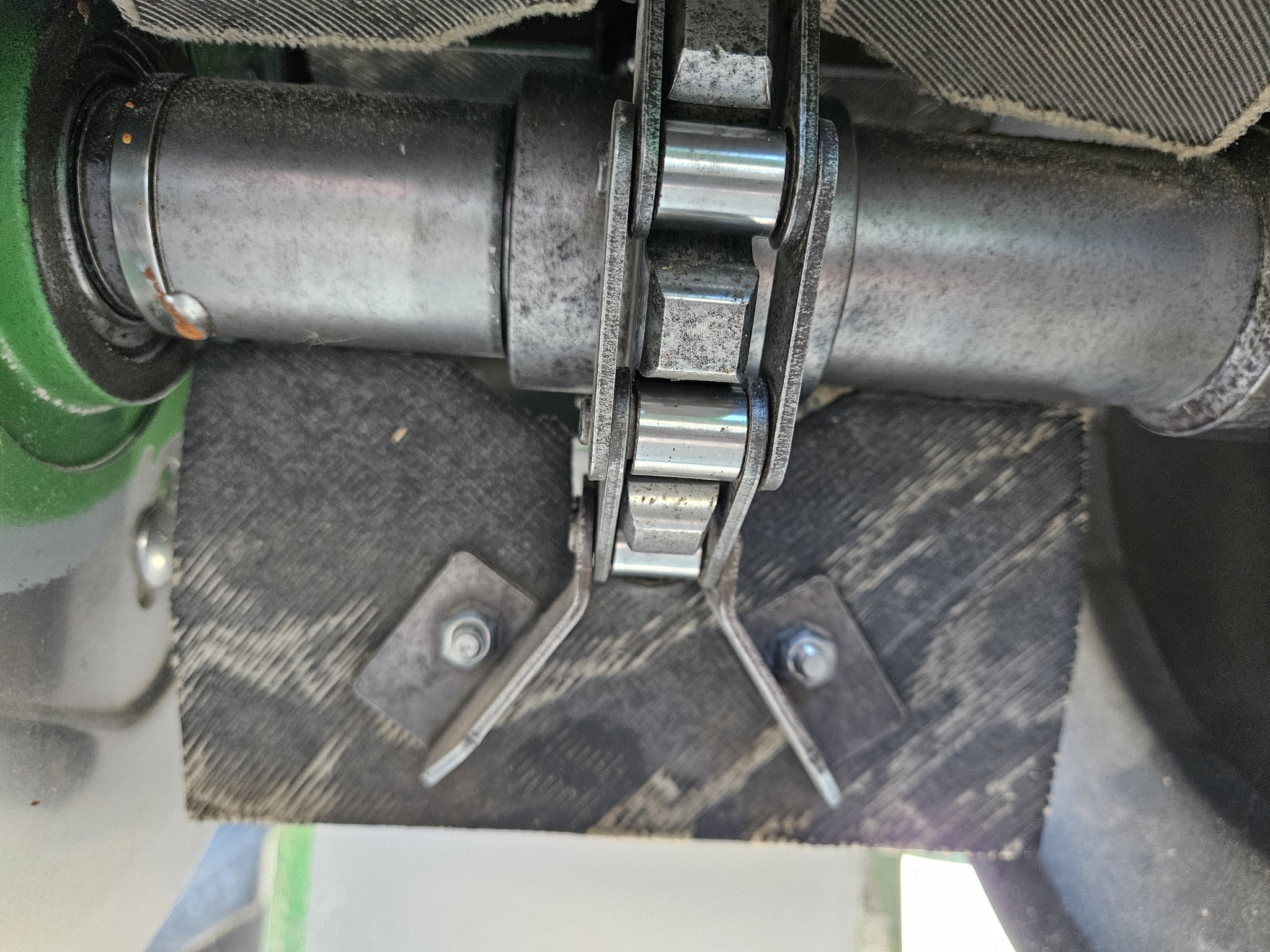 2017 John Deere S680 Image 18