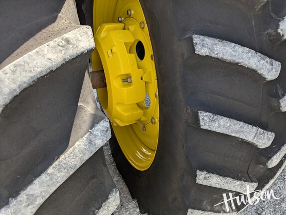Photo of 2025 John Deere 9R 440
