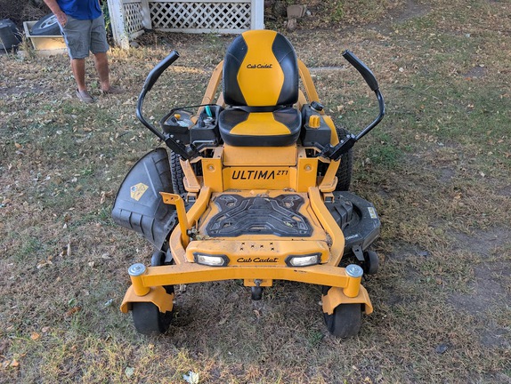  Cub Cadet ZT1 50 - Photo2