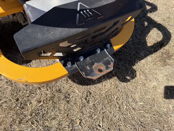  Cub Cadet ZT1 50 - Photo16