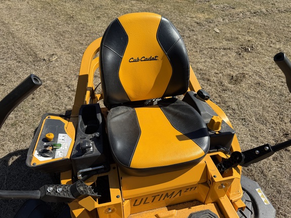  Cub Cadet ZT1 50 - Photo19