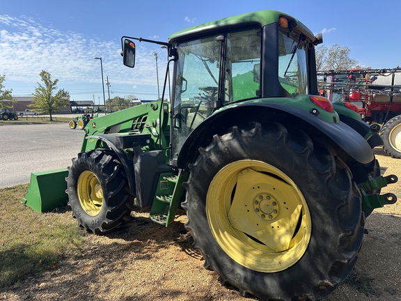 2012 John Deere 6125M Photo 7