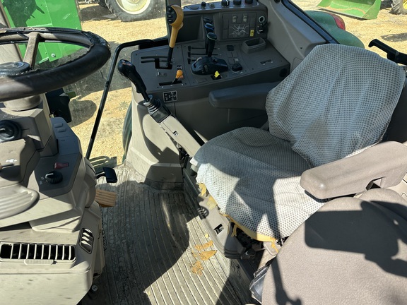 2012 John Deere 6125M Photo 9