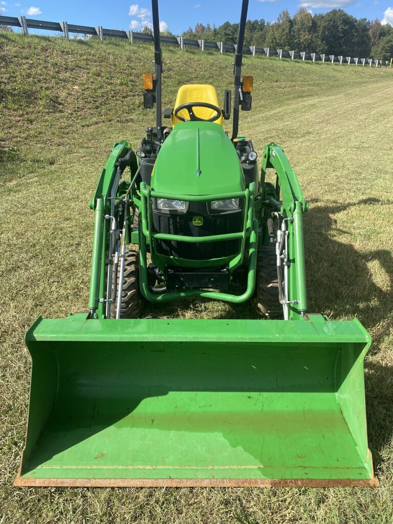 2019 John Deere 1025R Image 4