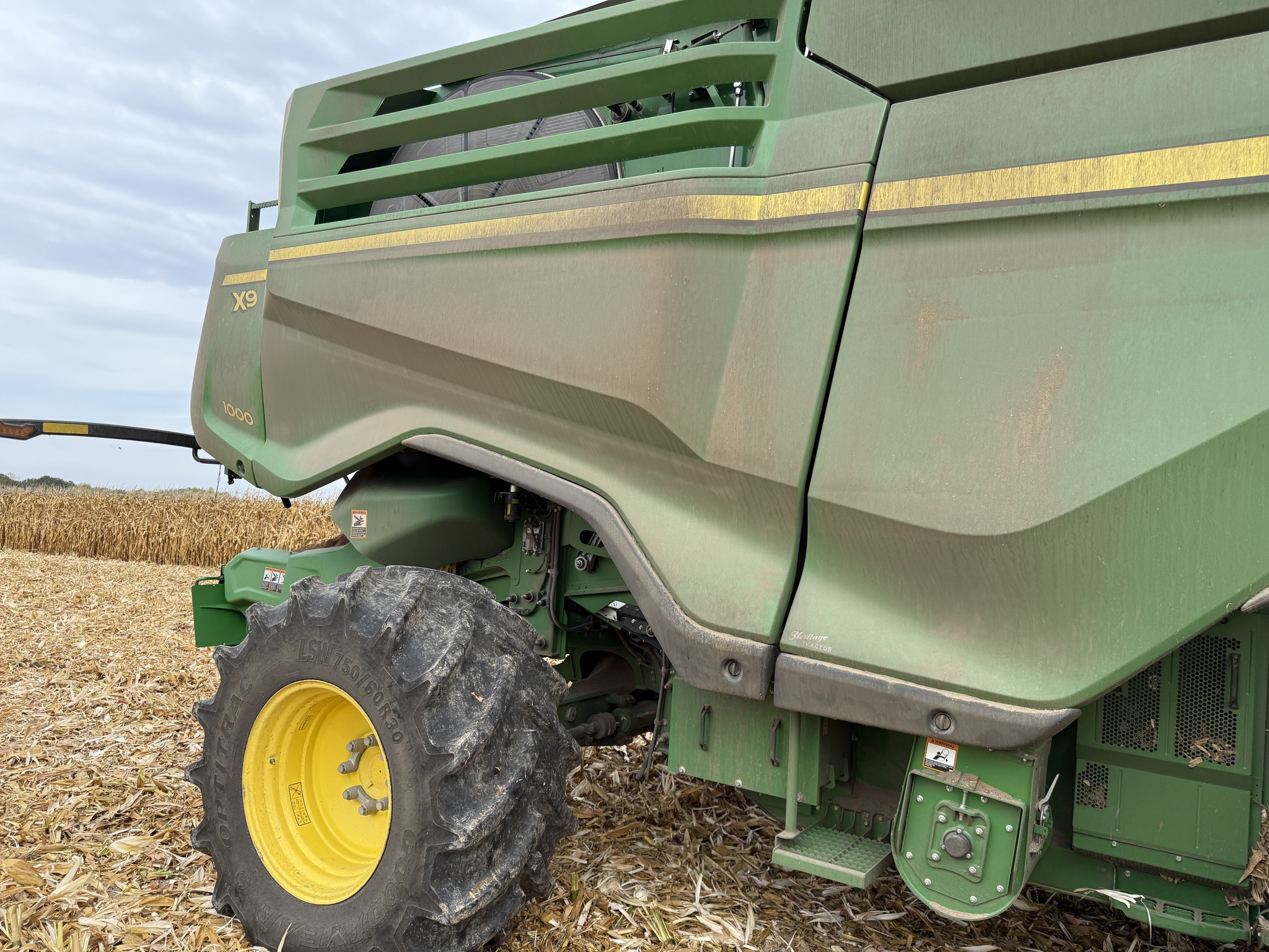  2023 John Deere X9 1000 at Heritage Tractor in Brimfield, IL