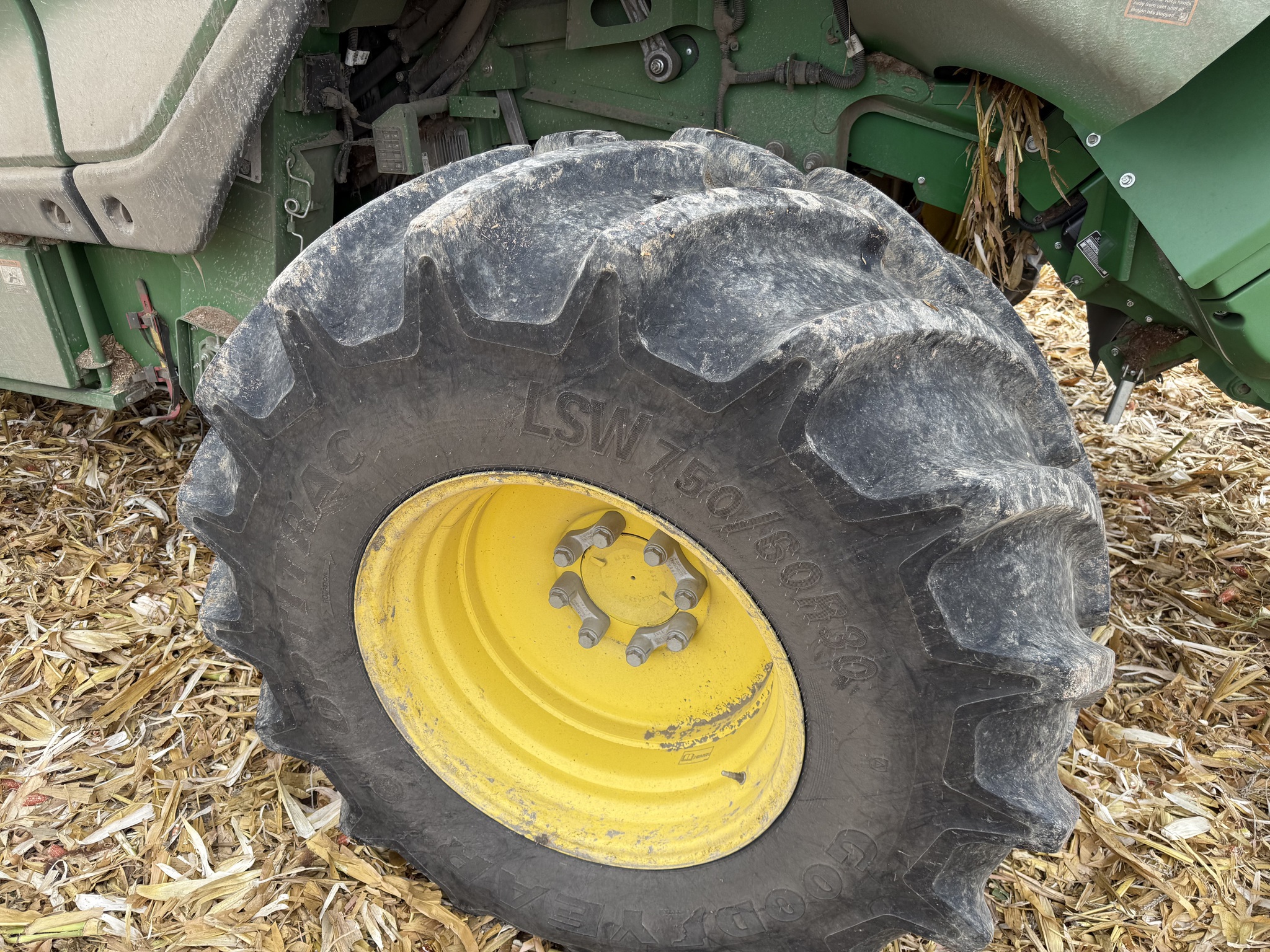  2023 John Deere X9 1000 at Heritage Tractor in Brimfield, IL