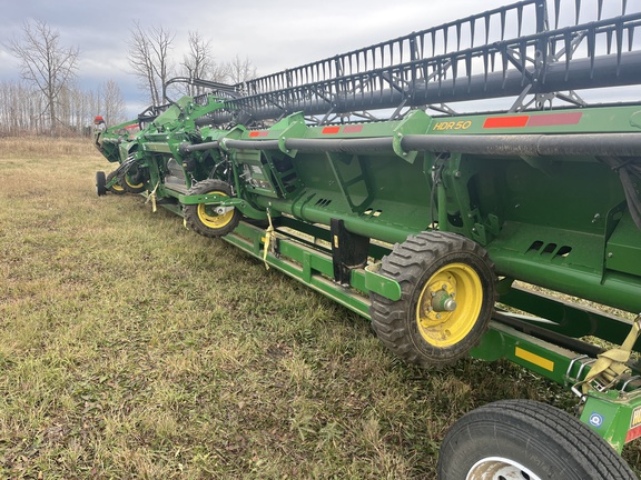 Used 2025 John Deere HDR 50 Combine Platforms at Horizon Ag & Turf in High Prairie, AB - Photo18