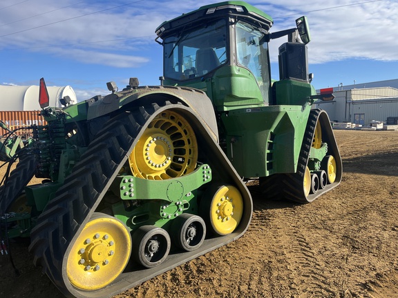 Used 2025 John Deere 9RX 640 Track Tractors at Horizon Ag & Turf in High Prairie, AB - Photo2