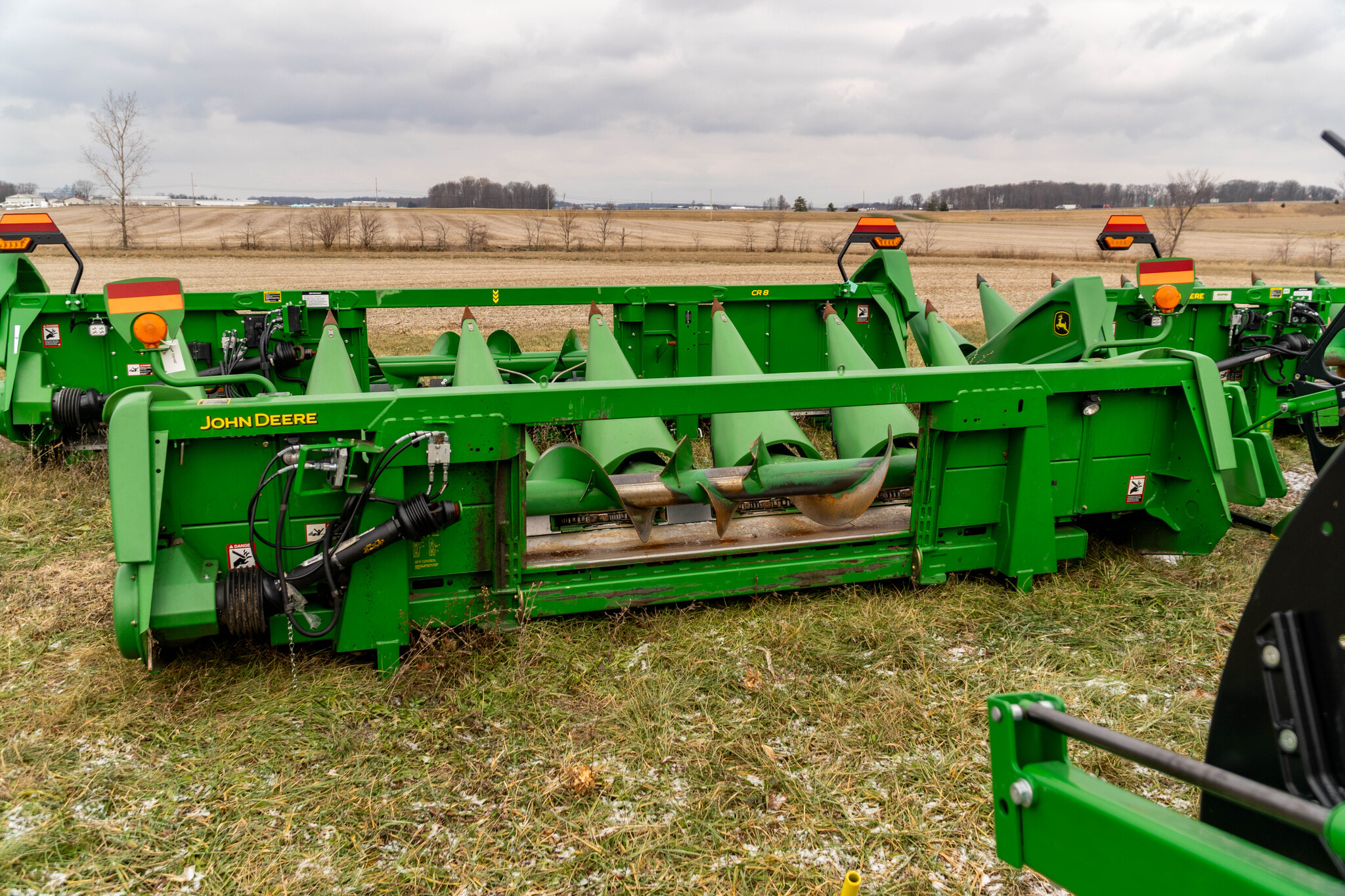 Used 2009 John Deere 606C Corn and Row Crop headers at Koenig Equipment in Anna, OH - PhotoXL3