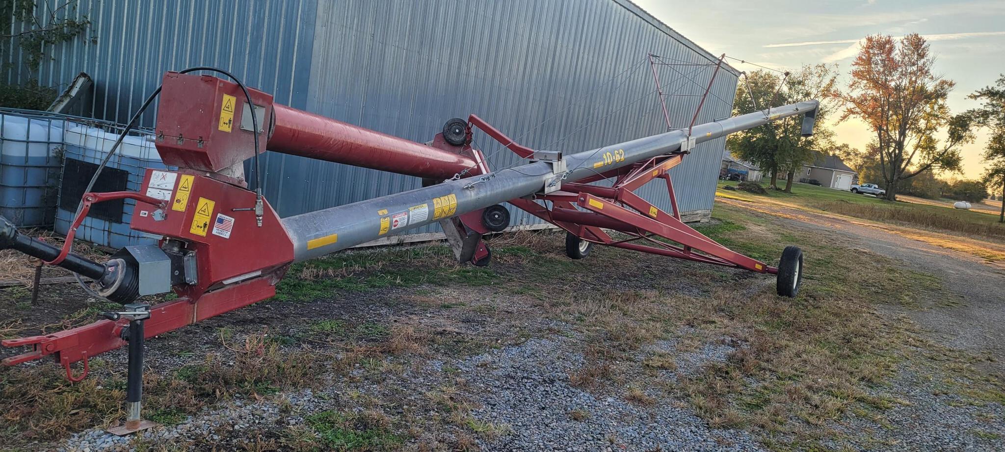 2018 Hutchinson Mayrath 10-62 Image 1