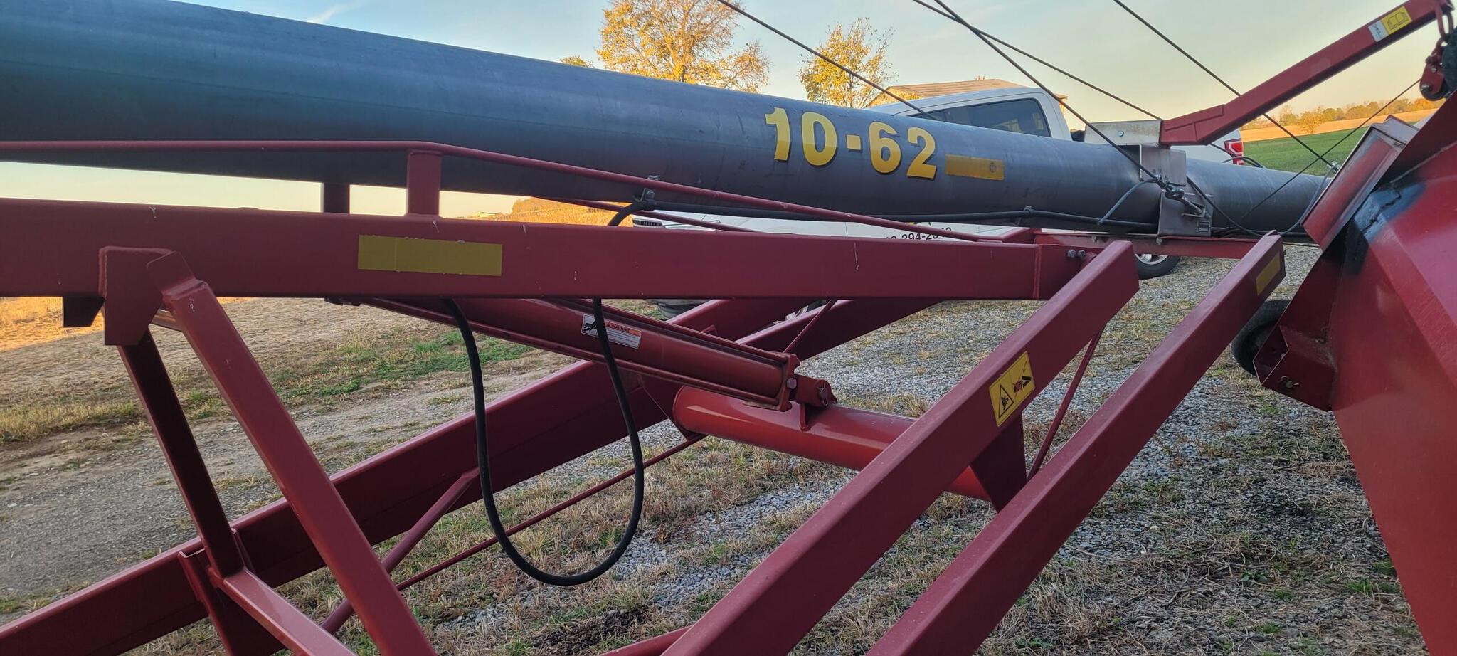 2018 Hutchinson Mayrath 10-62 Image 2