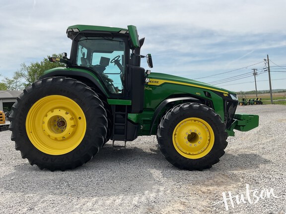 Photo of 2023 John Deere 8R 410