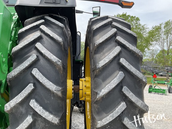 Photo of 2023 John Deere 8R 410