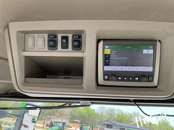 Photo of 2023 John Deere 8R 410
