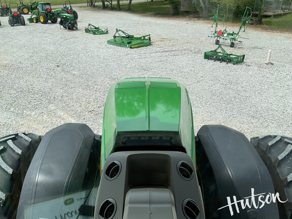 Photo of 2023 John Deere 8R 410