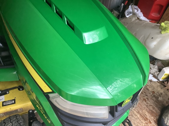 Photo of 2018 John Deere X584