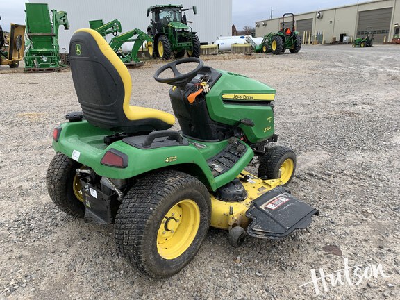 Photo of 2018 John Deere X584