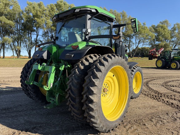 2024 John Deere 7R 210 - Photo3