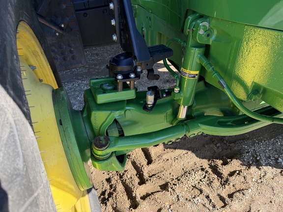 2024 John Deere 7R 210 - Photo13