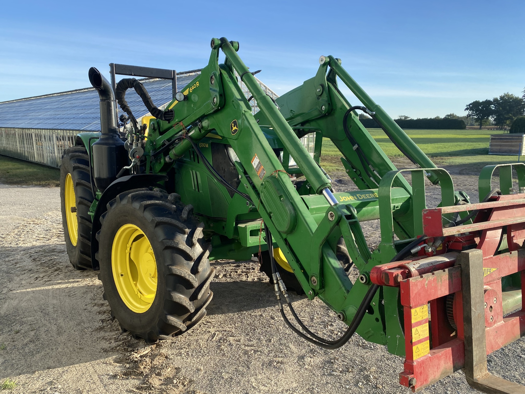 2017 John Deere 6130M Image 5