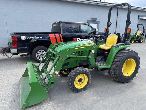 2021 John Deere 3032E