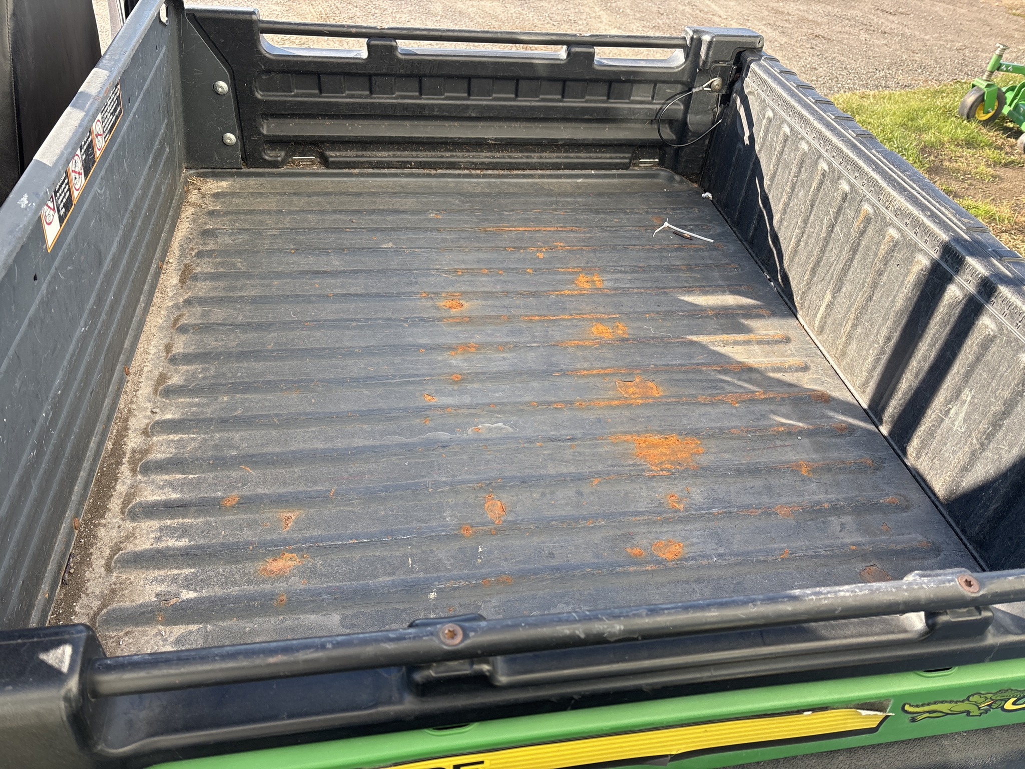 2010 John Deere XUV 825I GREEN Image 3