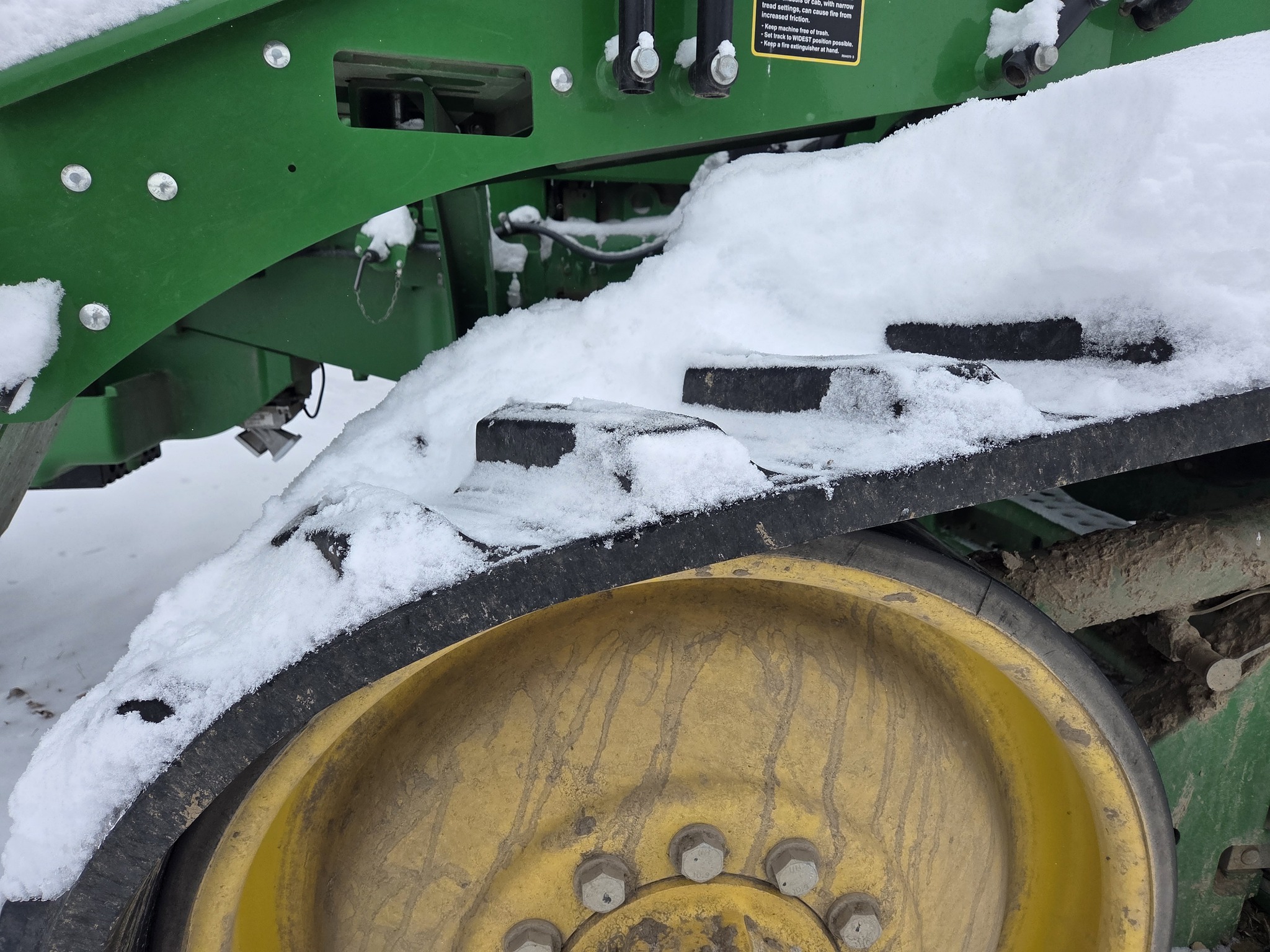 2019 John Deere 8370RT at Heritage Tractor in Lacon, IL