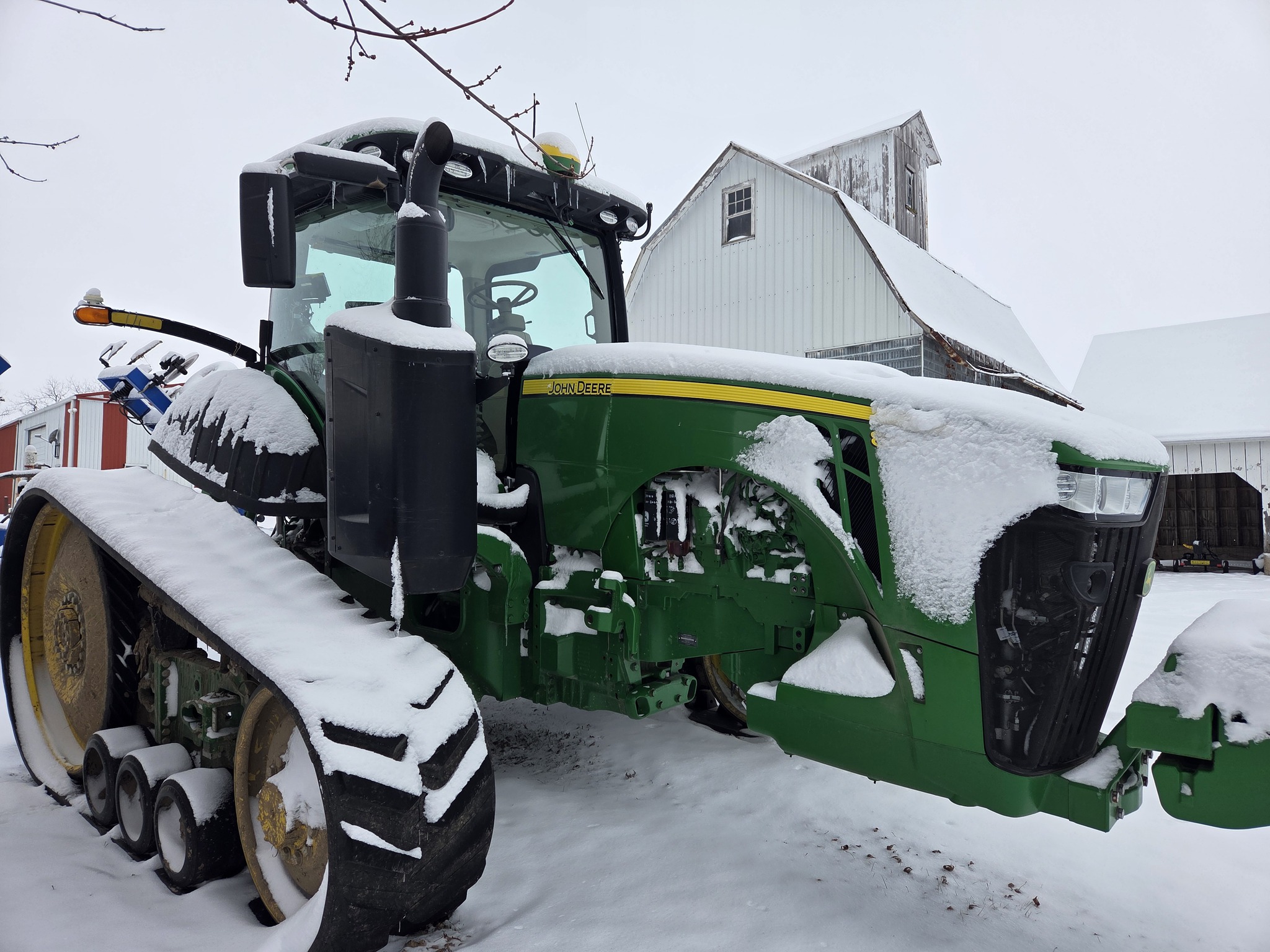  2019 John Deere 8370RT at Heritage Tractor in Lacon, IL