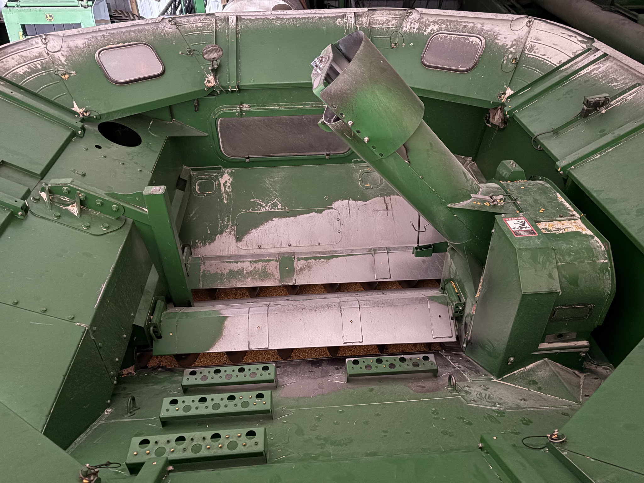 2008 John Deere 9770 STS Image 33