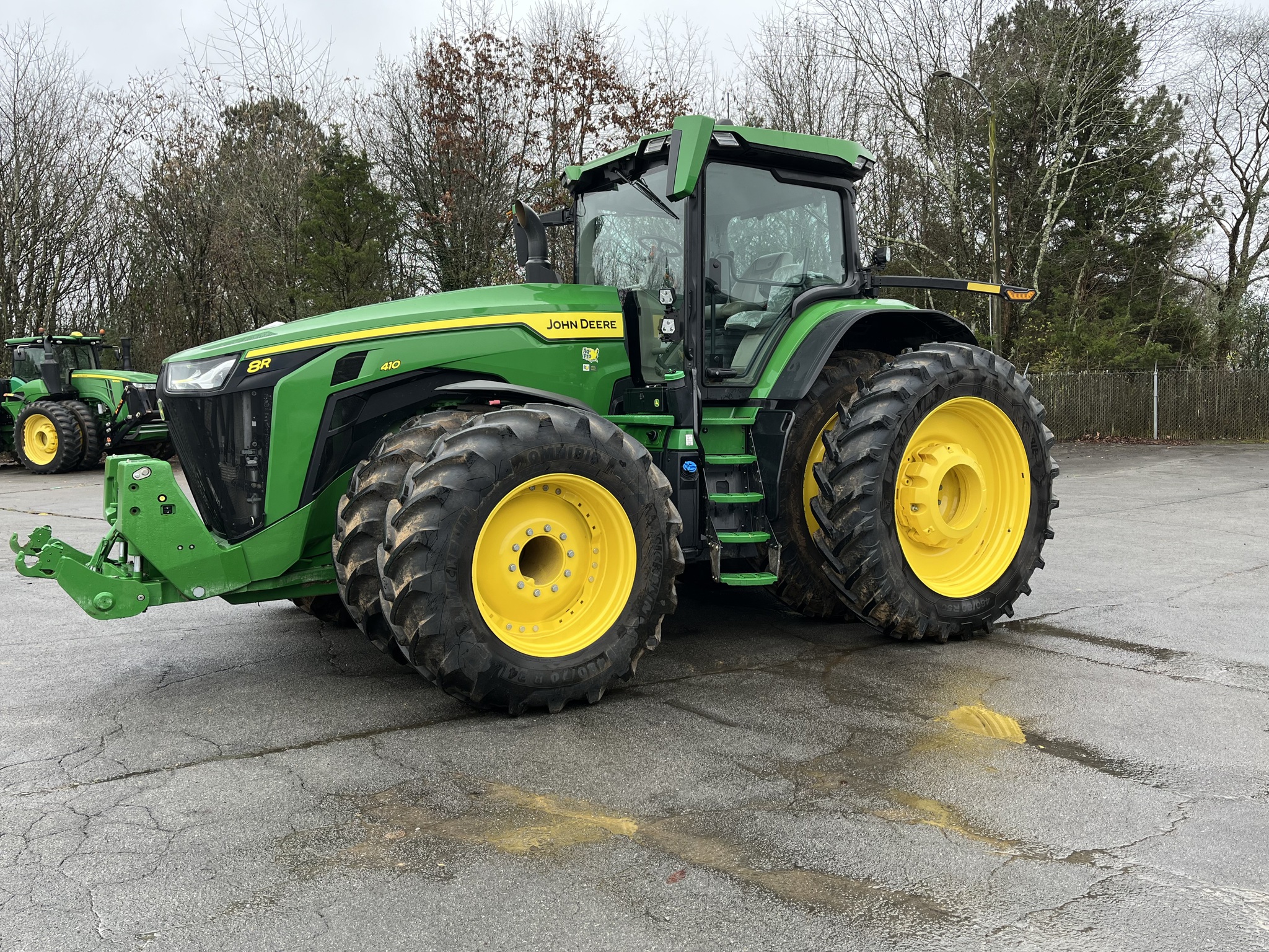 2024 John Deere 8R 410 Image 2