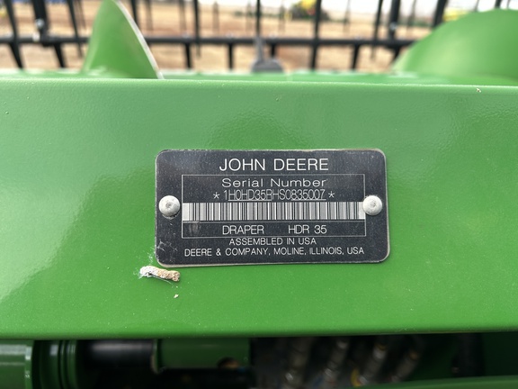 Used 2025 John Deere HDR 35 Combine Platforms at Horizon Ag & Turf in Lloydminster, AB - Photo5