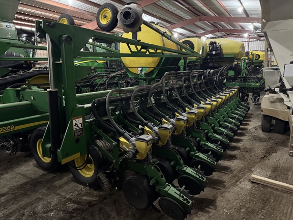 2007 John Deere DB60 - Photo7