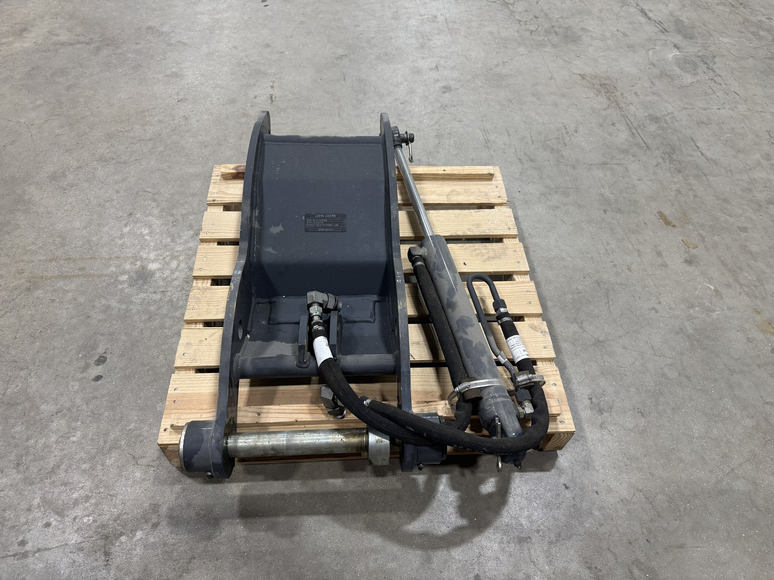 John Deere BYT11993 Image 2