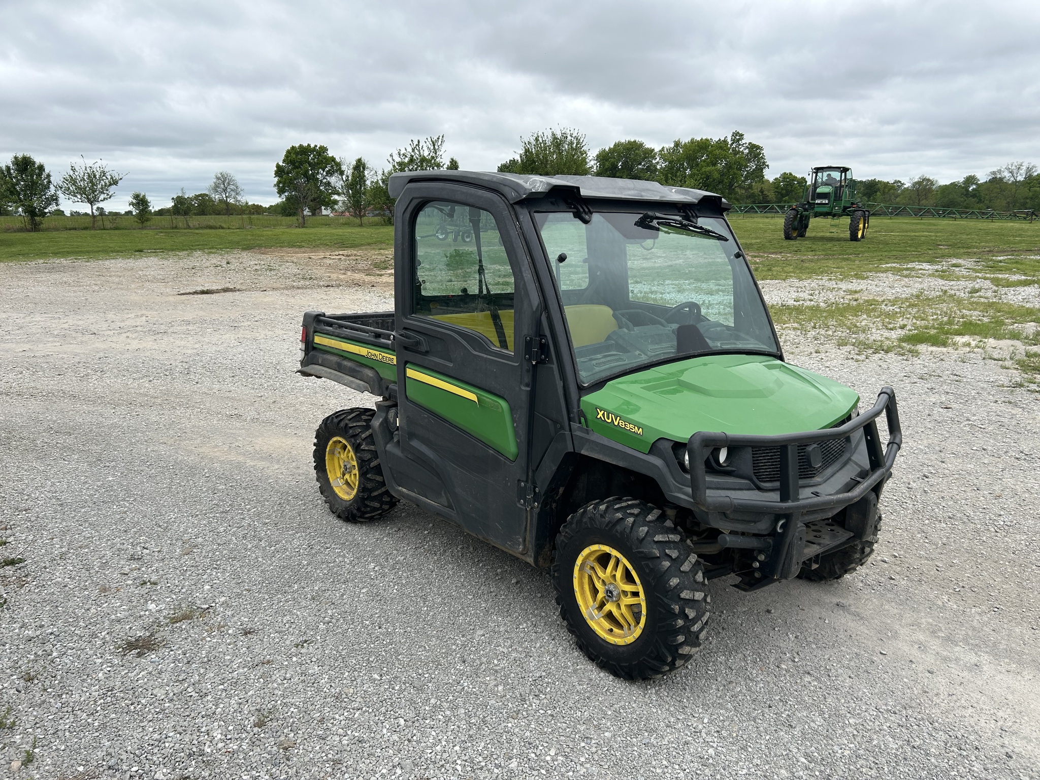  2018 John Deere XUV 835M at Heritage Tractor in Clinton, MO