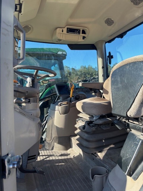 2022 John Deere 6155R Image 6