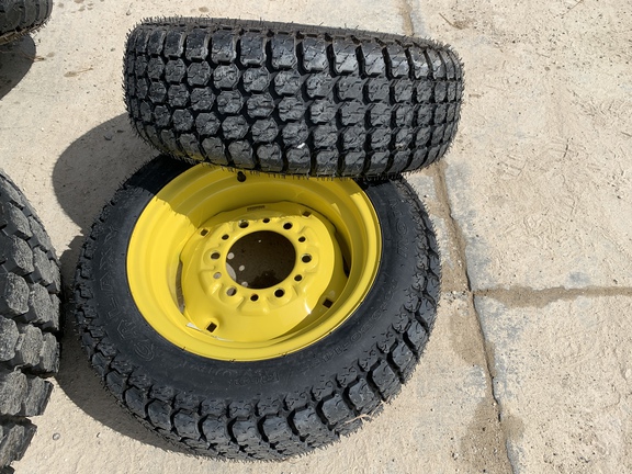 Photo of 14-17.5 & 23x8.50-14 Turf