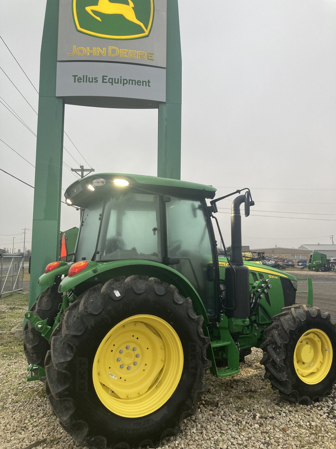 2025 John Deere 5120M Image 2