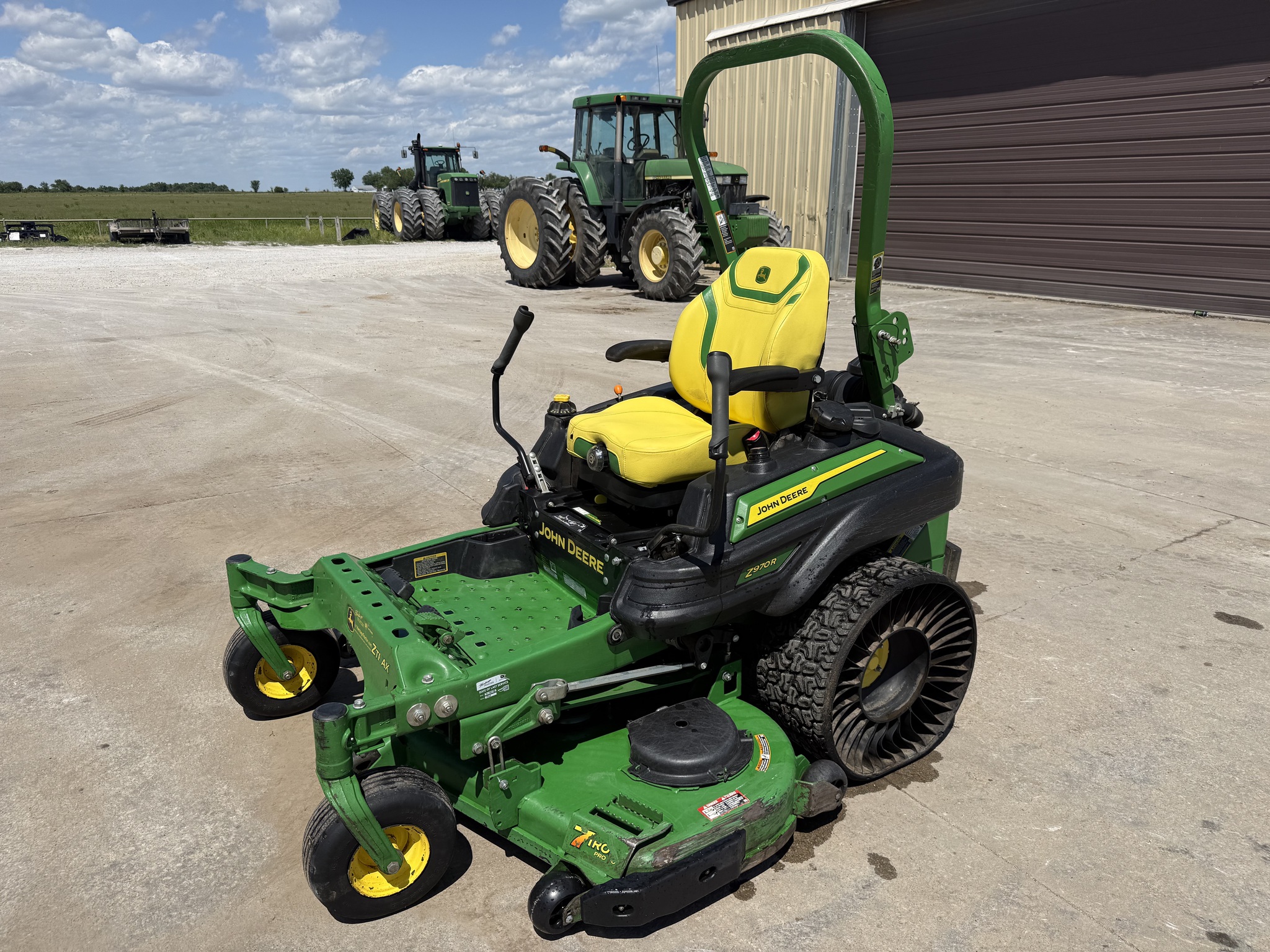  2023 John Deere Z970R at Heritage Tractor in Nevada, MO