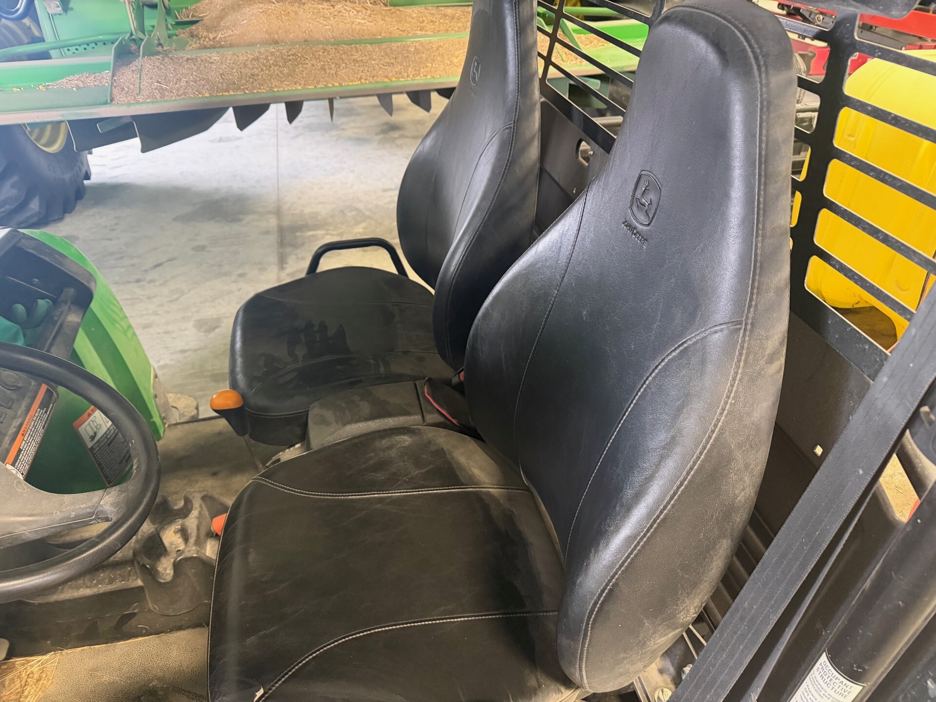 2012 John Deere XUV 825I GREEN Image 4