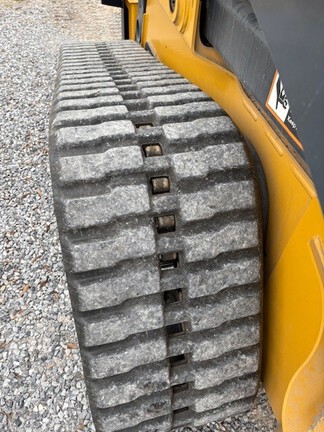 2020 John Deere 331G Photo 9