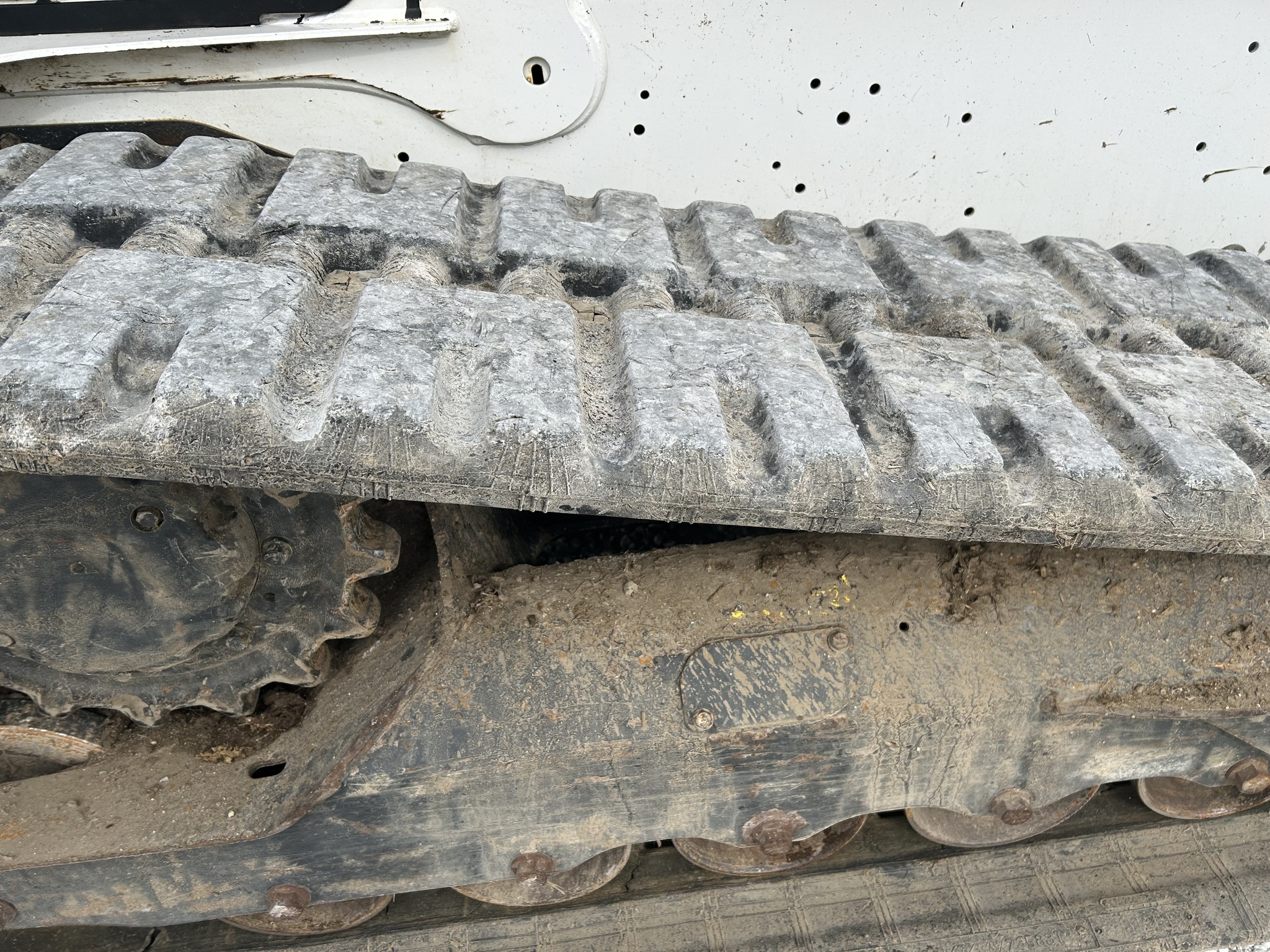  2019 Bobcat T770 at Heritage Tractor in Carthage, IL