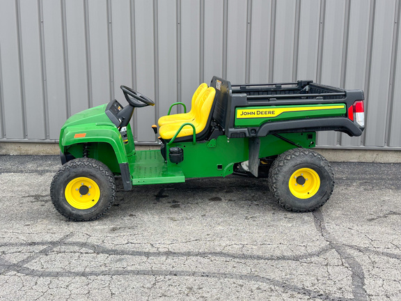 2025 John-Deere TX 4X2