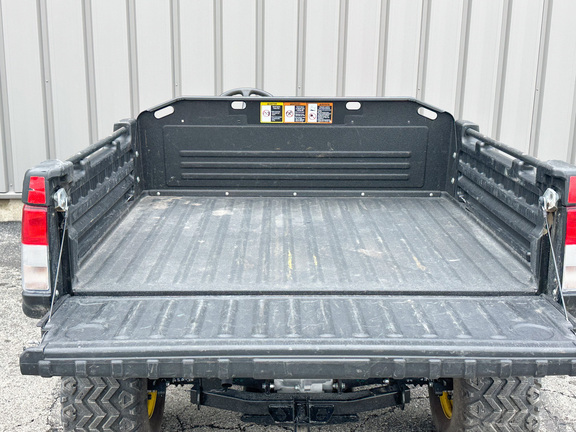 2025 John-Deere TX 4X2