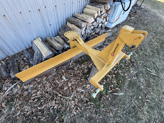 Used 1966 John Deere 2510 Utility Tractors at Koenig Equipment in Knightstown, IN - Photo7