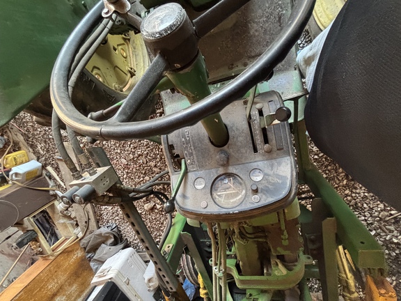 Used 1966 John Deere 2510 Utility Tractors at Koenig Equipment in Knightstown, IN - Photo9