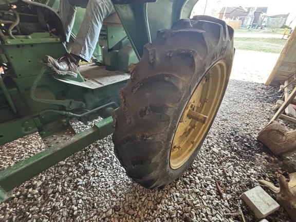 Used 1966 John Deere 2510 Utility Tractors at Koenig Equipment in Knightstown, IN - Photo13