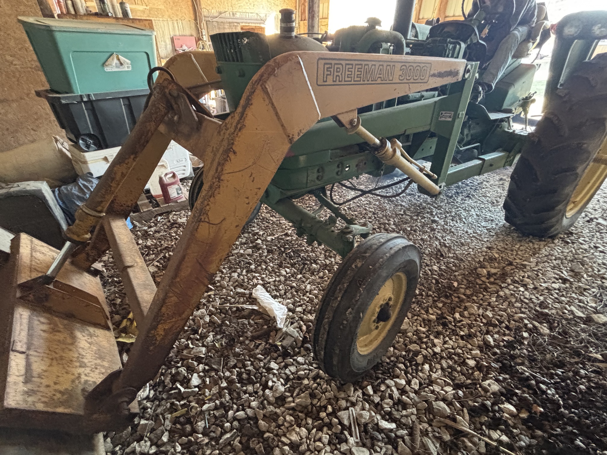 Used 1966 John Deere 2510 Utility Tractors at Koenig Equipment in Knightstown, IN - PhotoXL0