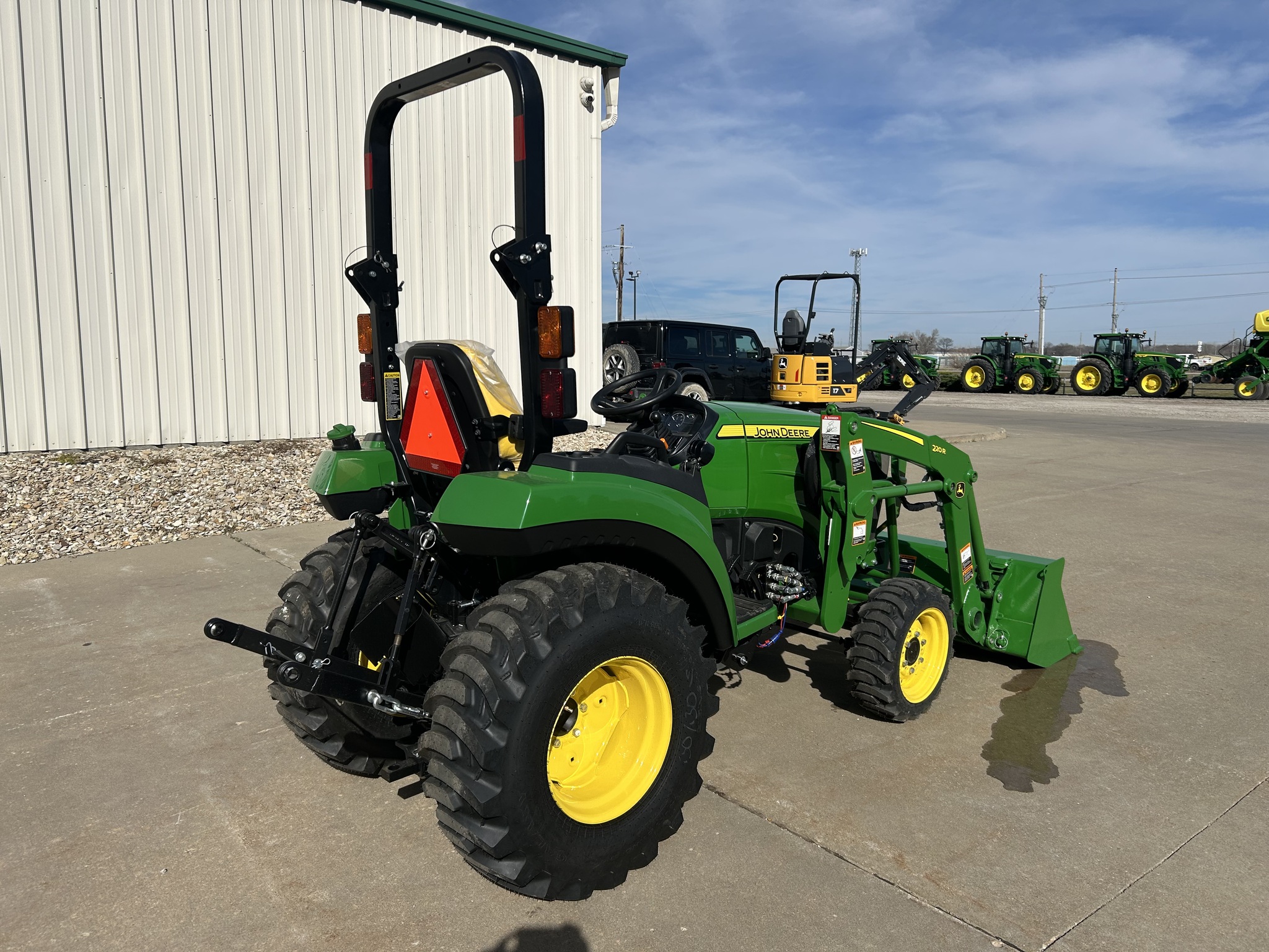  2025 John Deere 2032R at Heritage Tractor in Topeka, KS