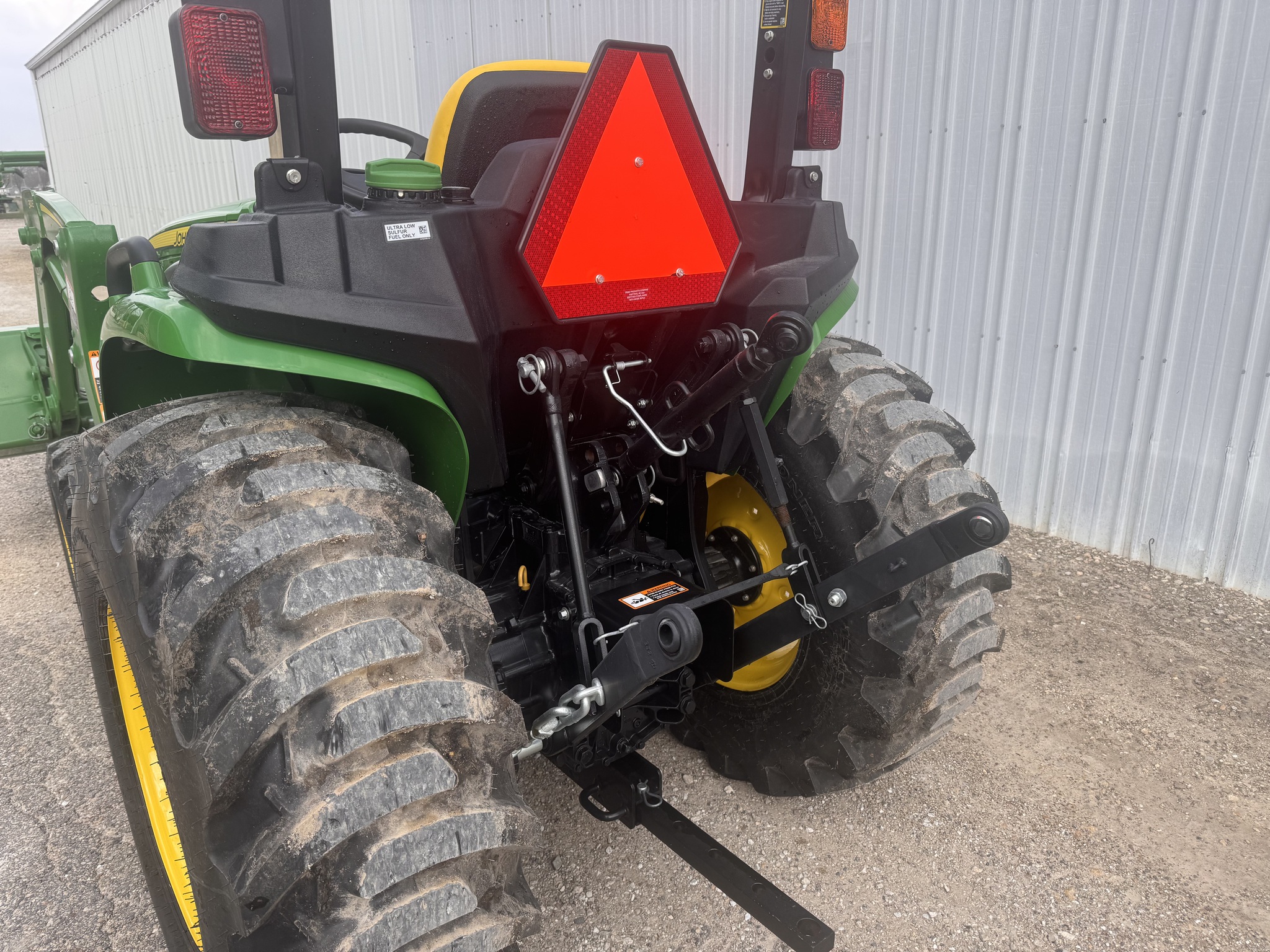  2025 John Deere 3025E at Heritage Tractor in Monmouth, IL